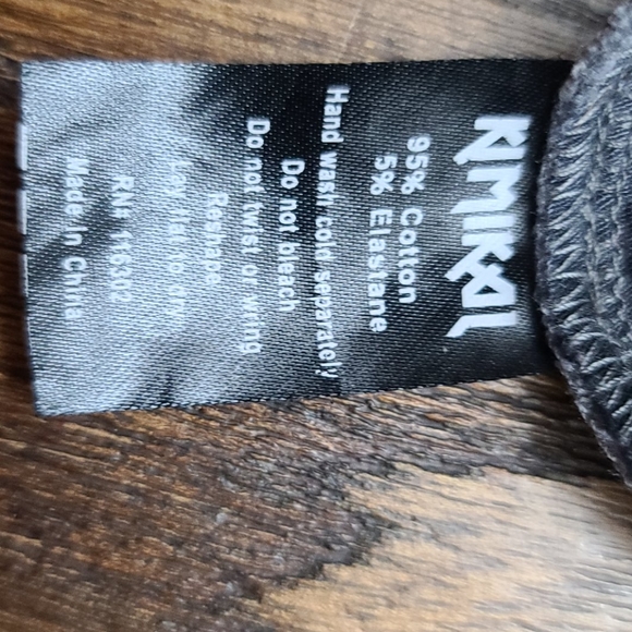 Dress - Picture 6 of 6